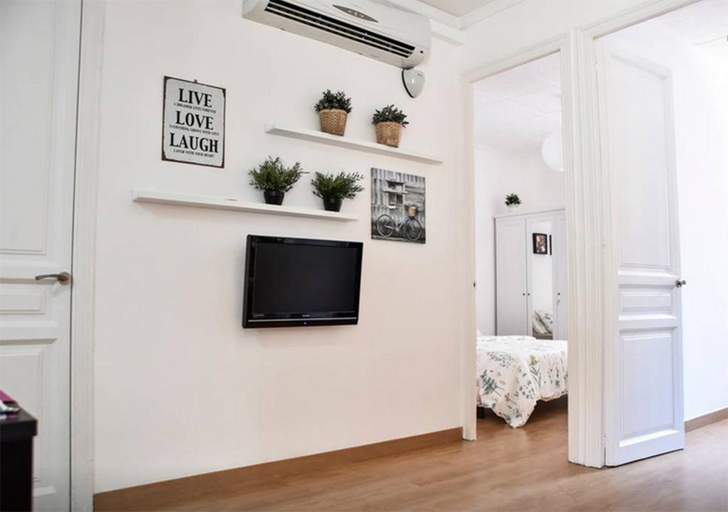 Bcn4Days 24/7 Apartments L'Hospitalet de Llobregat Eksteriør bilde